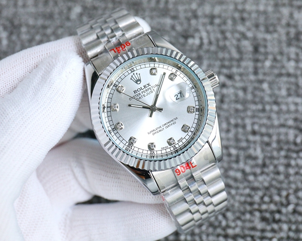 ブランド時計正面デザイン